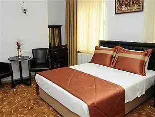 Kuk Hotel